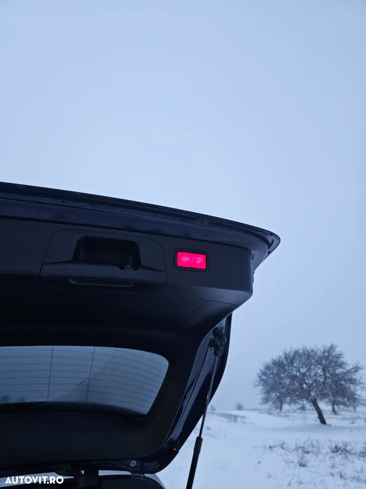 Mercedes-Benz GLC - 13