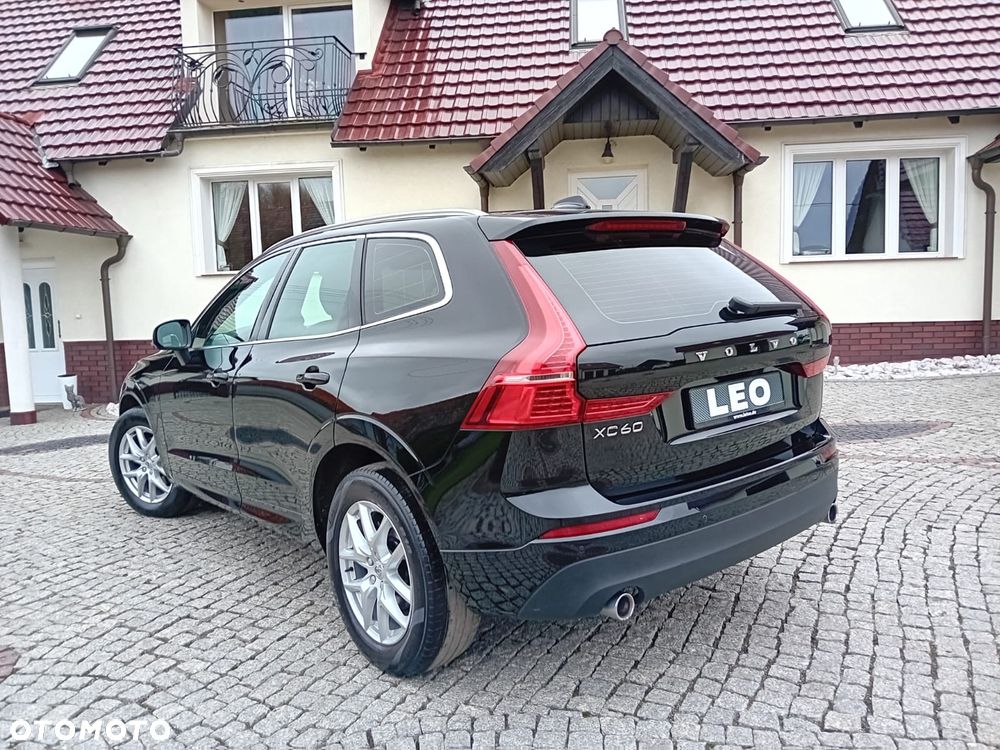 Volvo XC 60 D3 Momentum Pro - 12