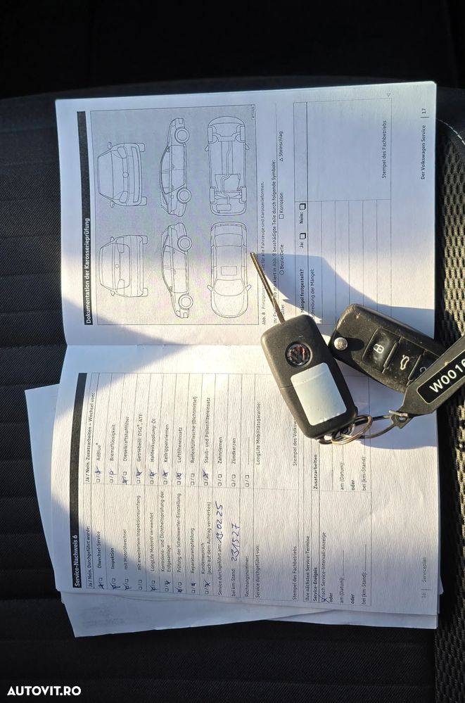 Volkswagen Touran 1.6 TDI DPF DSG Cup - 13