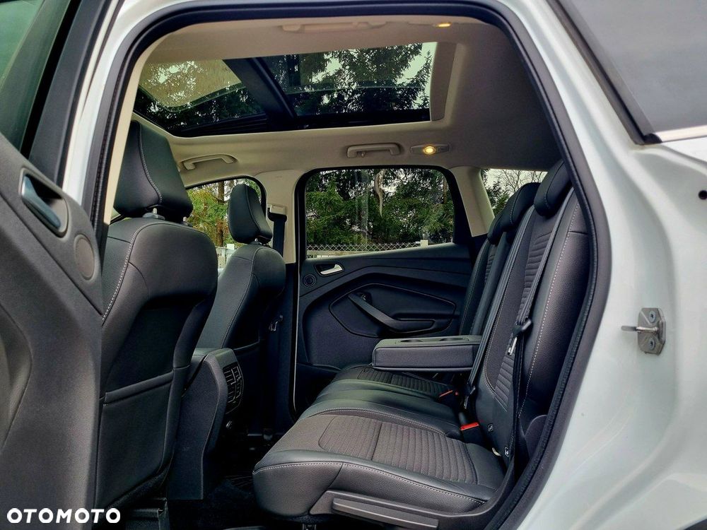 Ford Kuga 2.0 TDCi FWD Titanium - 11