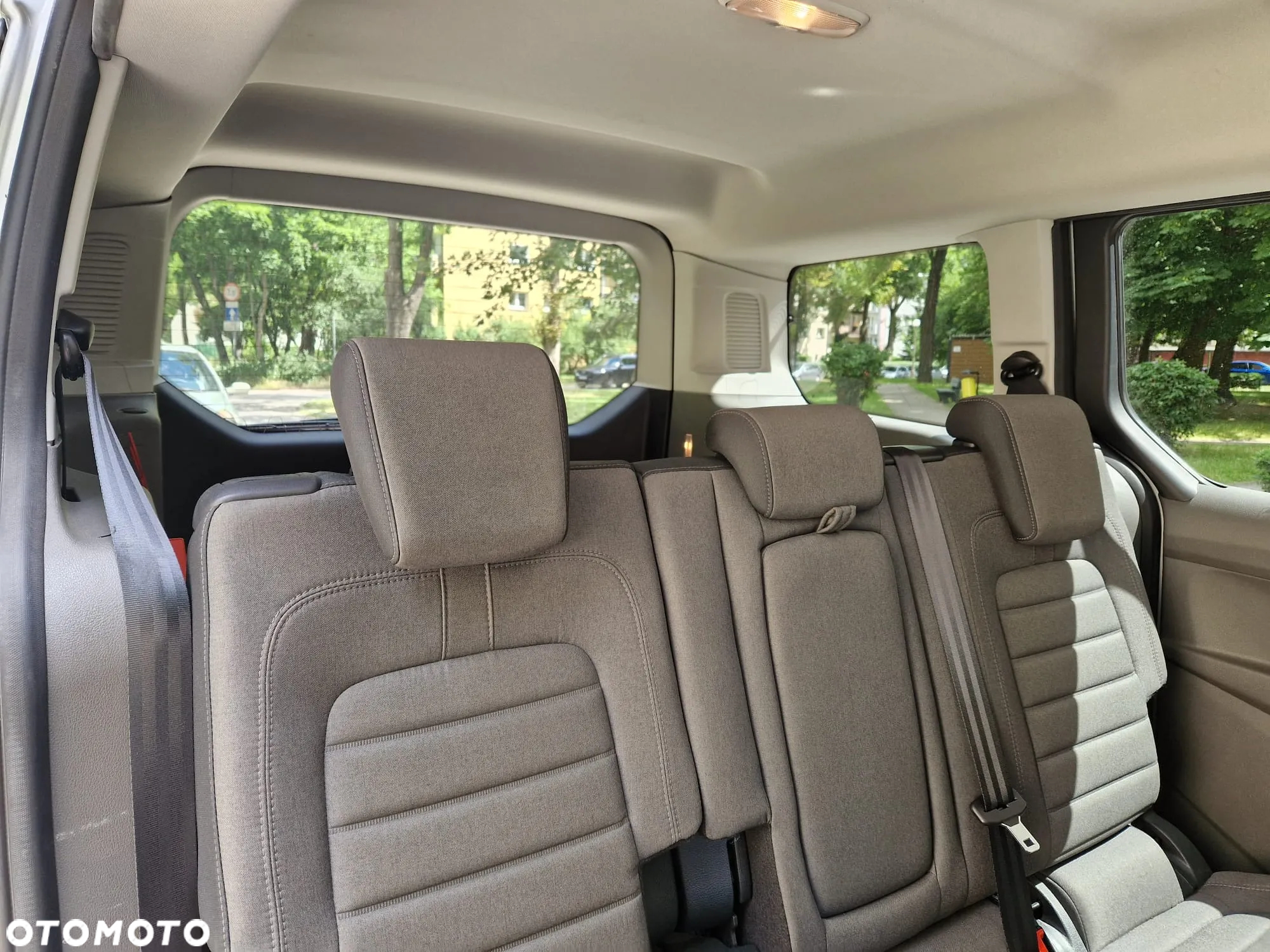 Ford Tourneo Connect 1.5 EcoBlue Titanium - 6