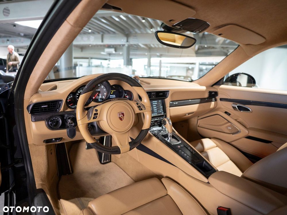 Porsche 911 - 23