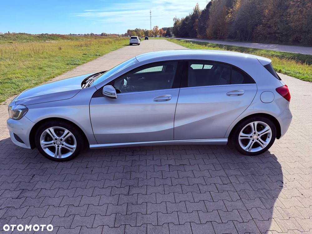 Mercedes-Benz A-Class 2015 photo 5
