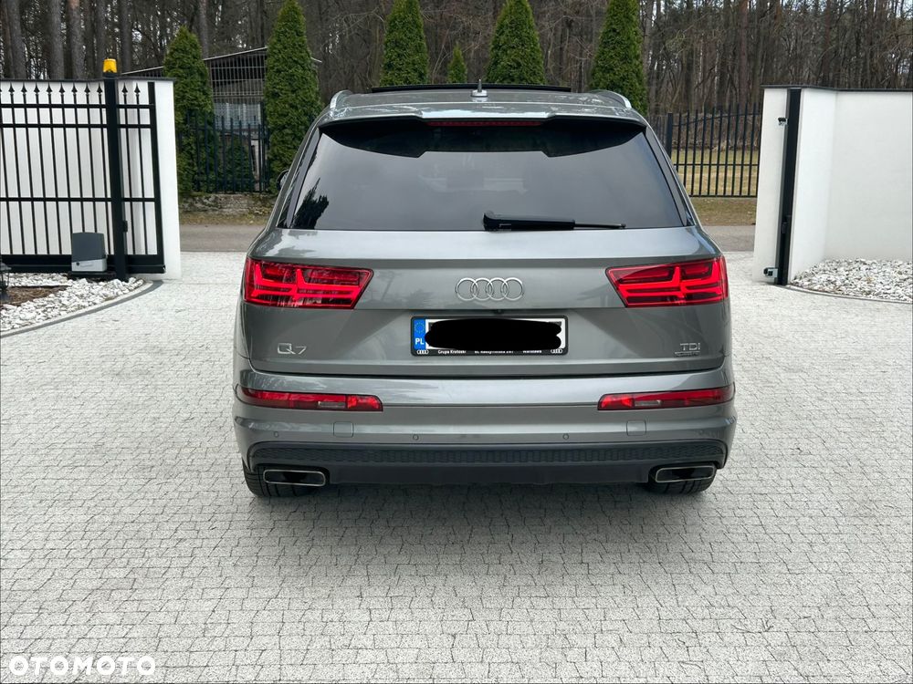 Audi Q7 - 9