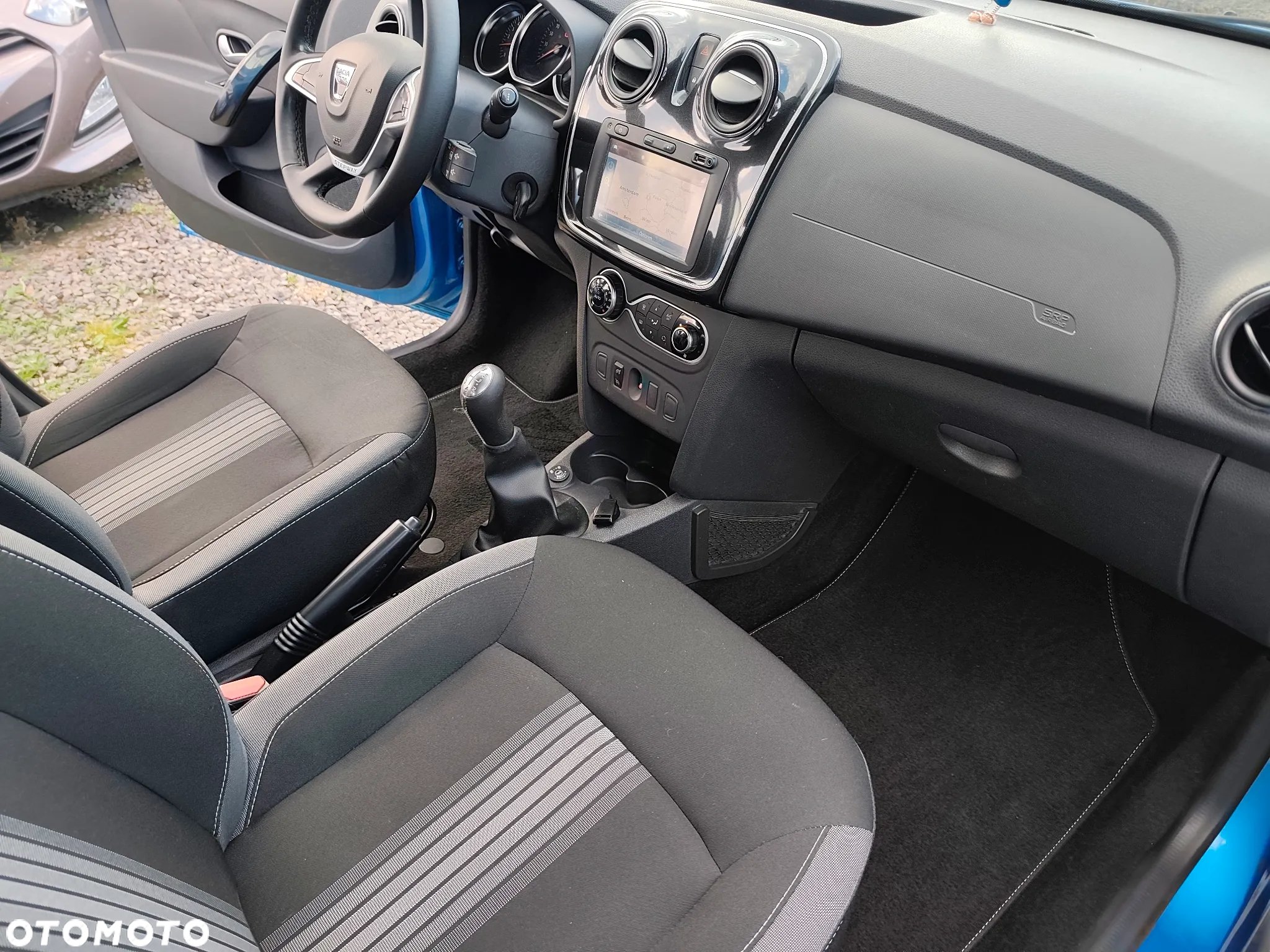 Dacia Sandero Stepway TCe 90 (S&S) Celebration - 13