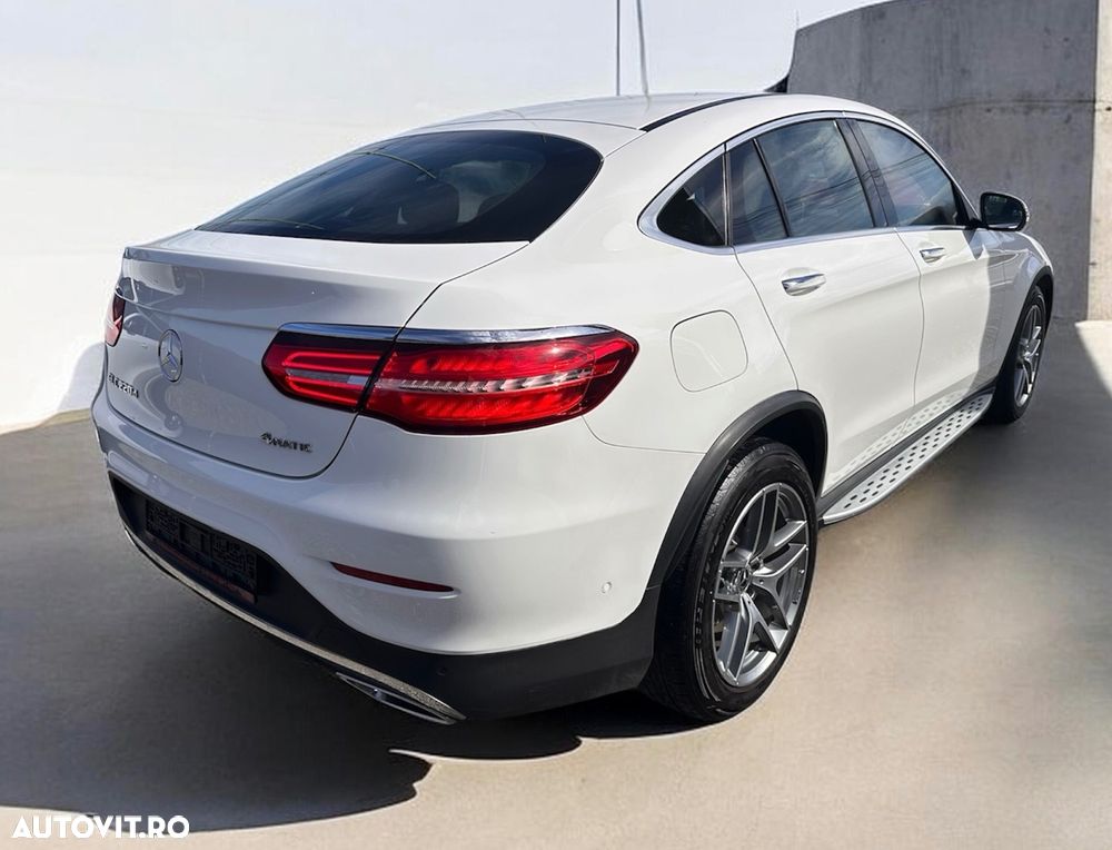 Mercedes-Benz GLC Coupe 220 d 4Matic 9G-TRONIC AMG Line - 4