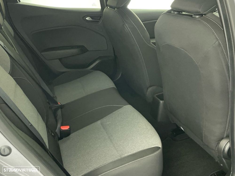 Renault Clio 1.0 TCe Evolution - 24