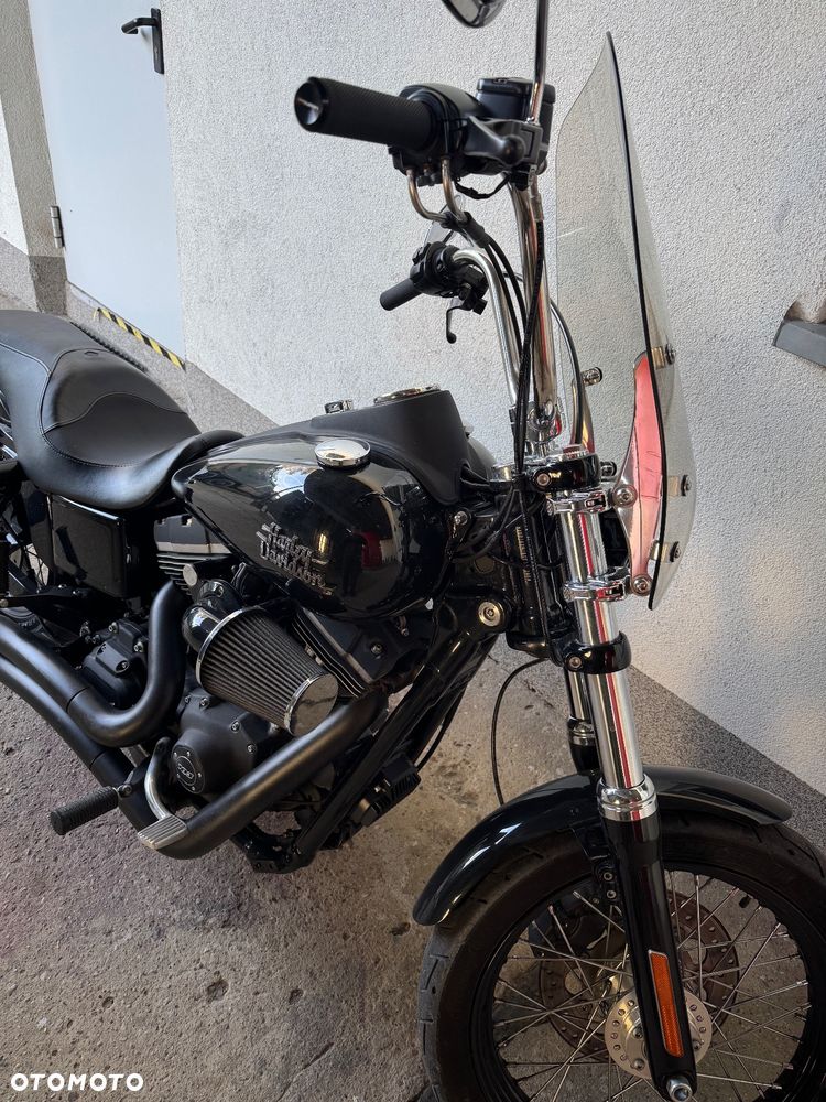 Harley-Davidson Dyna Street Bob - 12