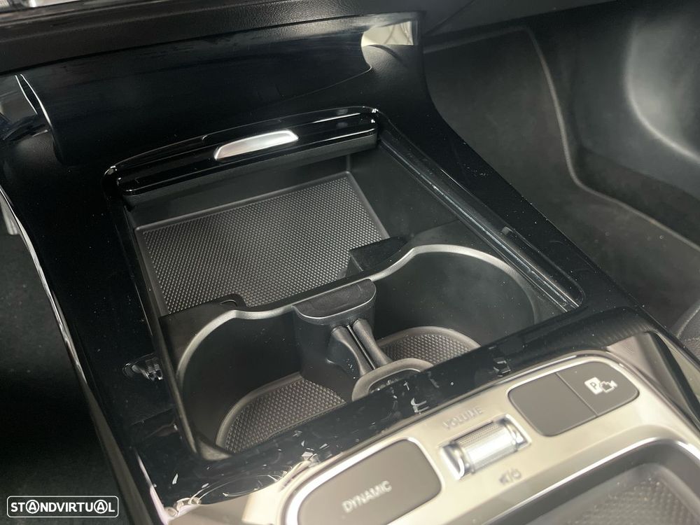 Mercedes-Benz A 200 Standard - 19