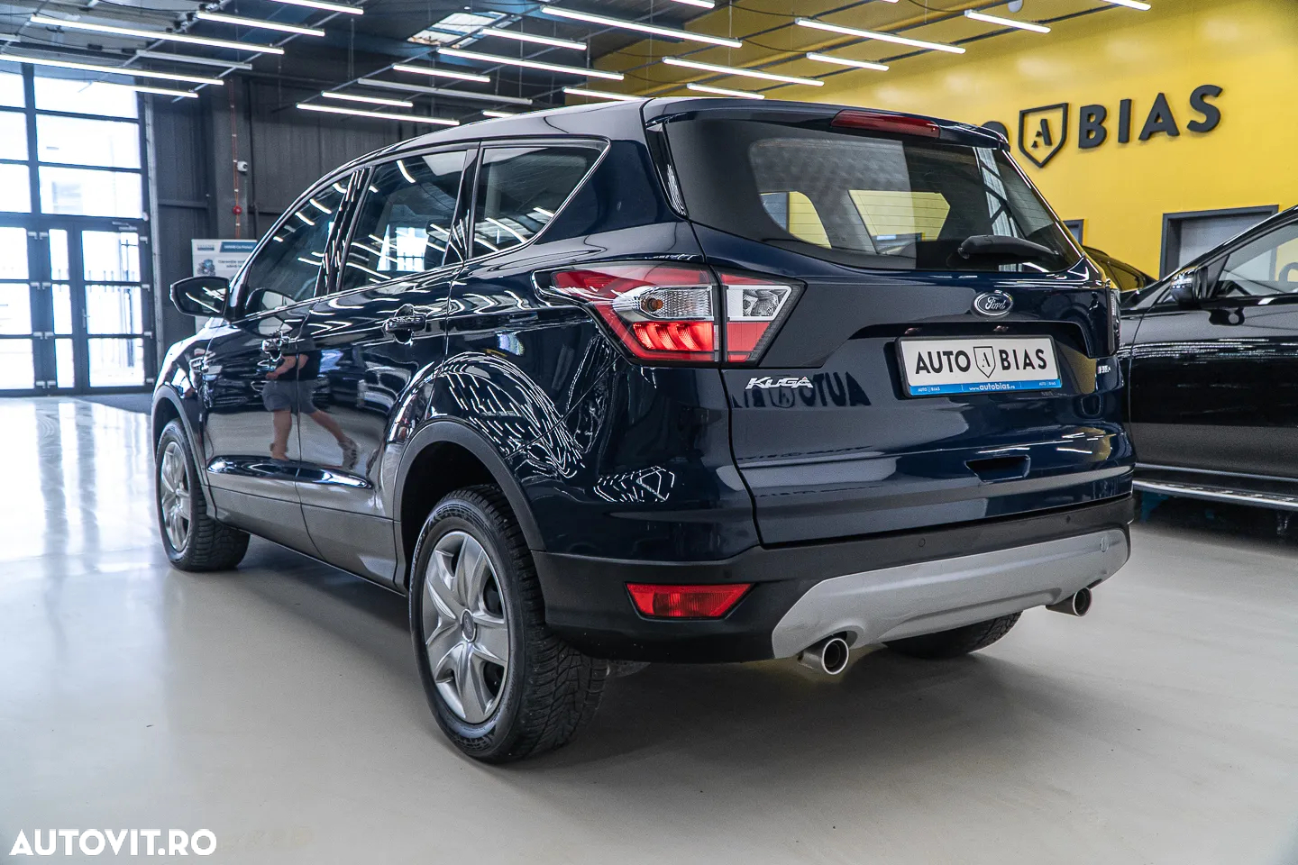 Ford Kuga 2.0 TDCi 4WD Powershift Titanium - 5