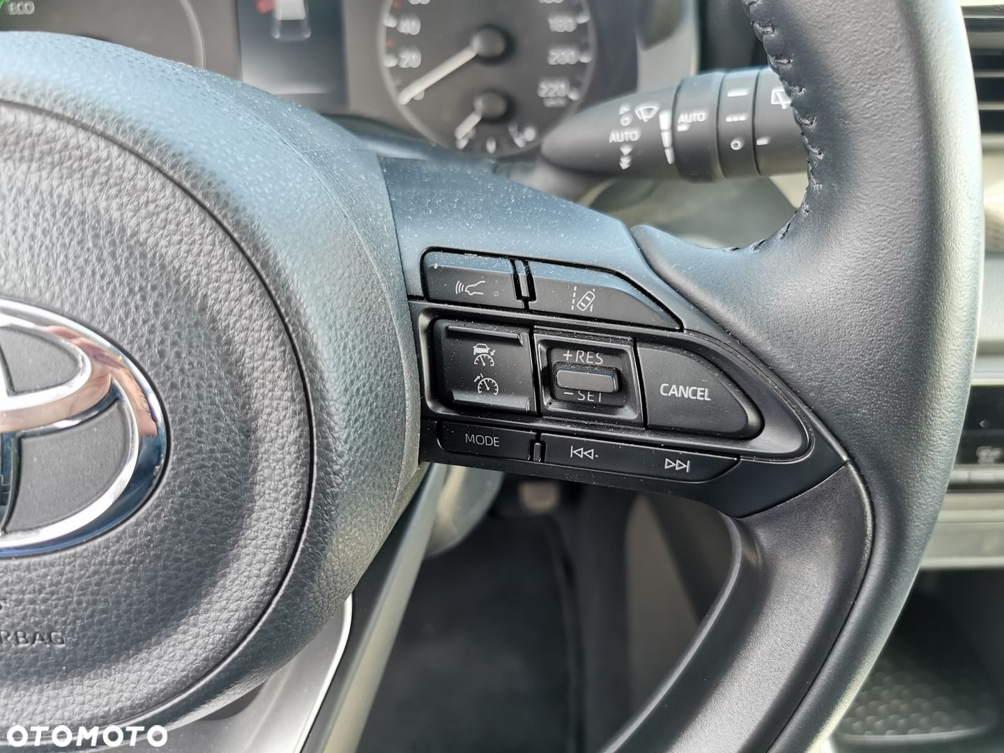 Toyota Yaris Hybrid 1.5 Comfort - 20