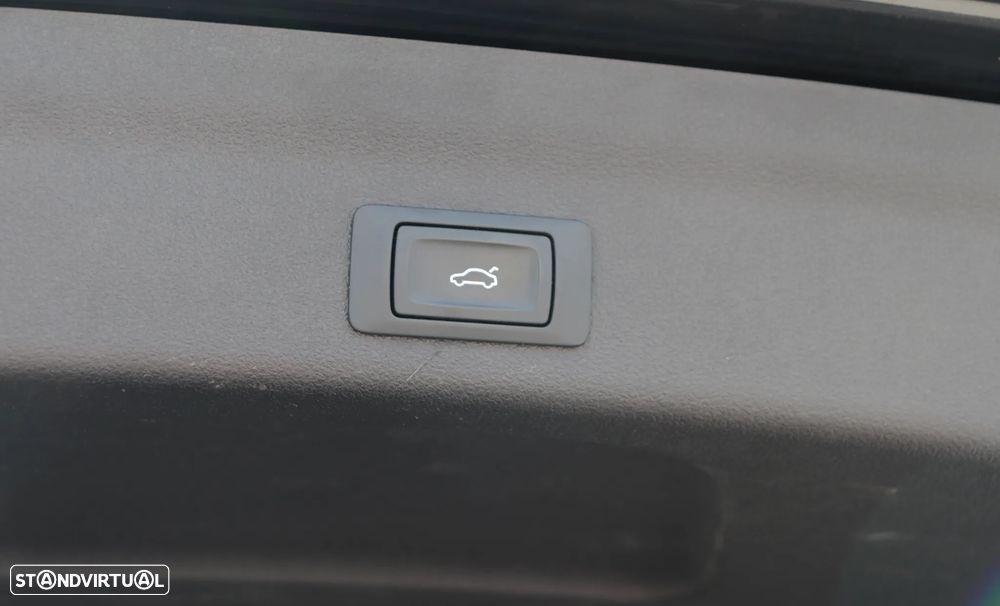 Audi A6 55 TFSI e quattro S tronic S line - 39