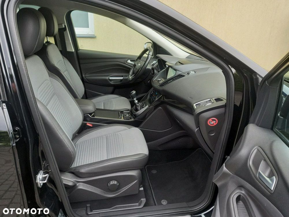 Ford Kuga 2.0 TDCi FWD Titanium Plus - 20