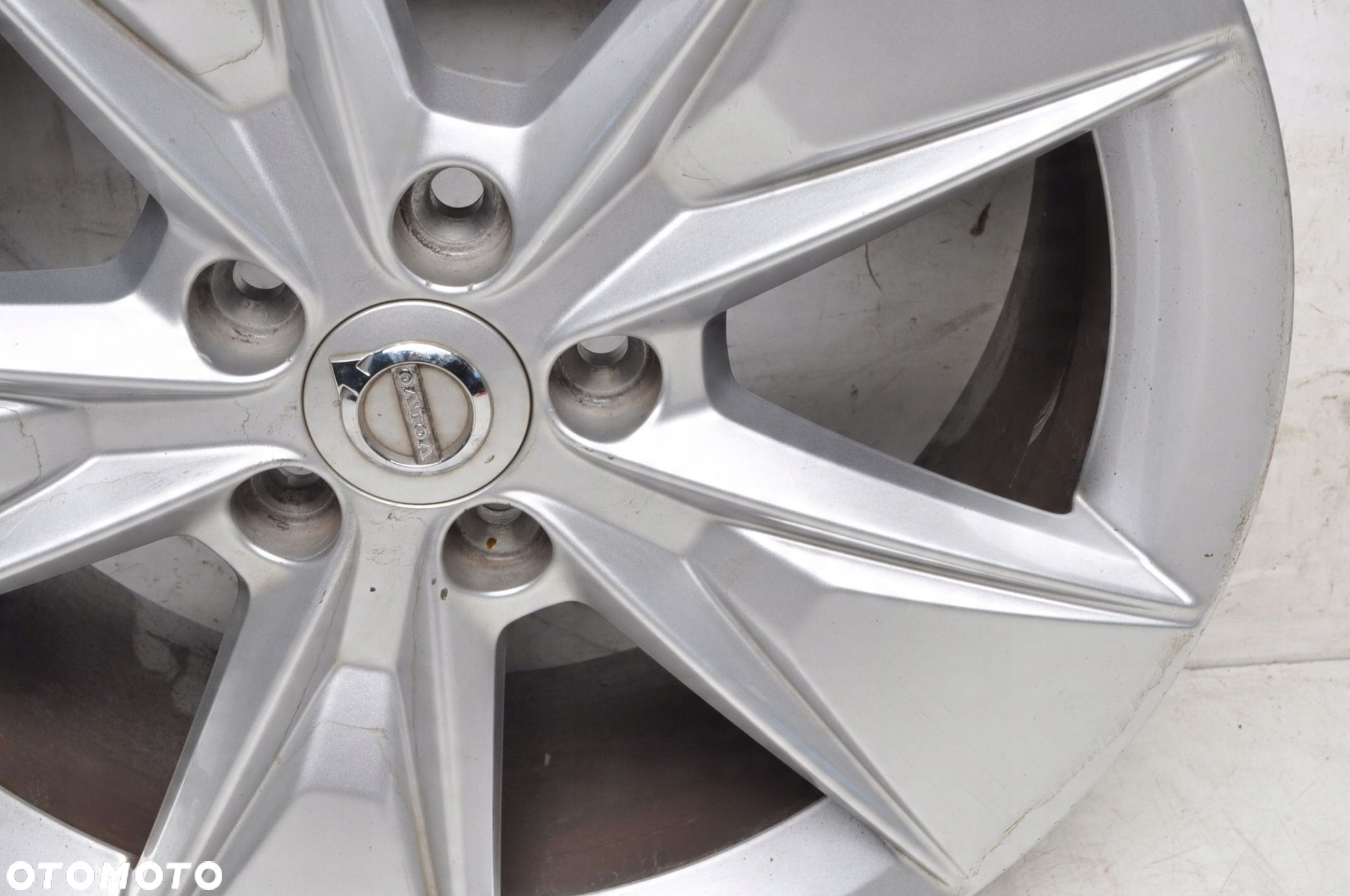 VOLVO S60 V60 XC40 FELGA ALUMINIOWA R18" 7.5J 5X108 ET 50.5 31680200 - 5