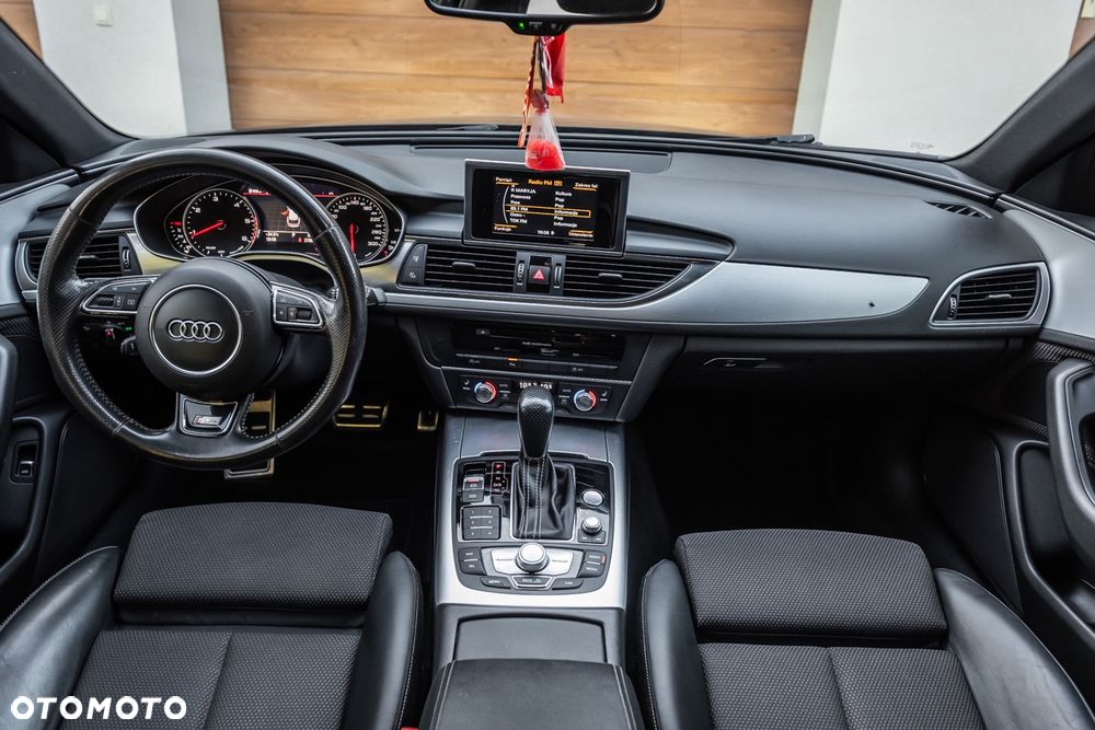 Audi A6 Avant 2.0 TDI Ultra S tronic - 14