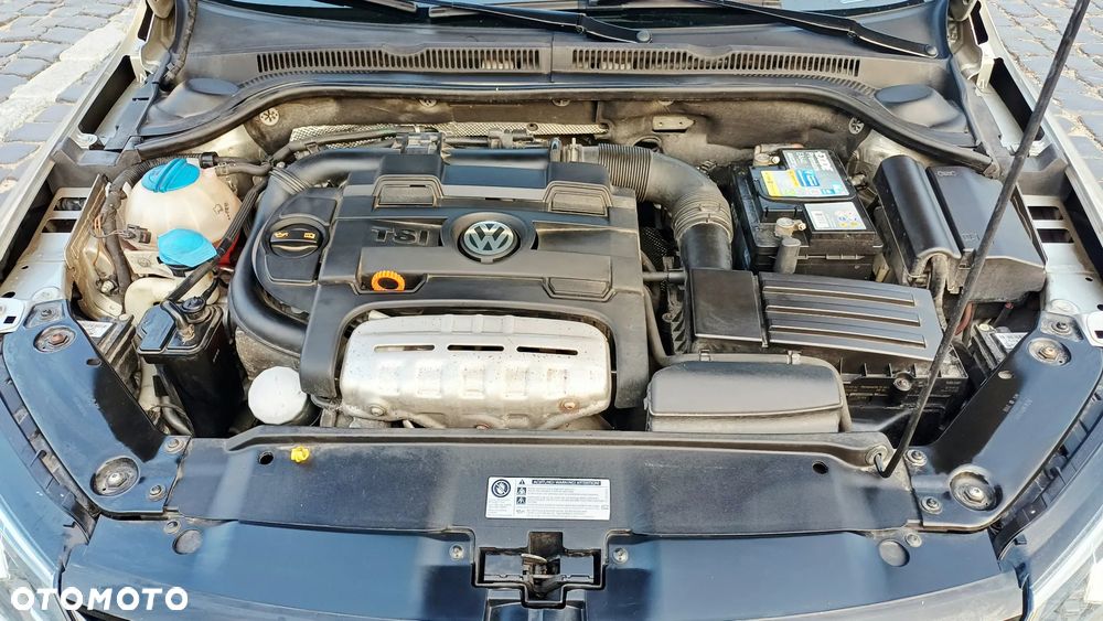 Volkswagen Jetta 1.4 TSI Highline - 38