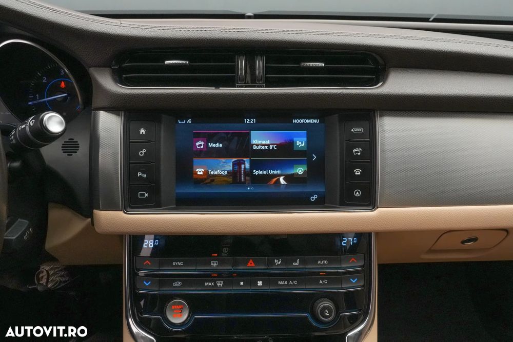 Jaguar XF 20d RWD E-Performance Pure - 22