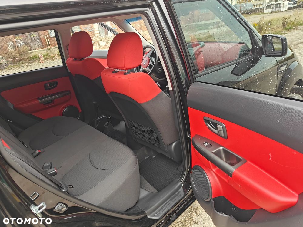 Kia Soul 1.6 L - 16