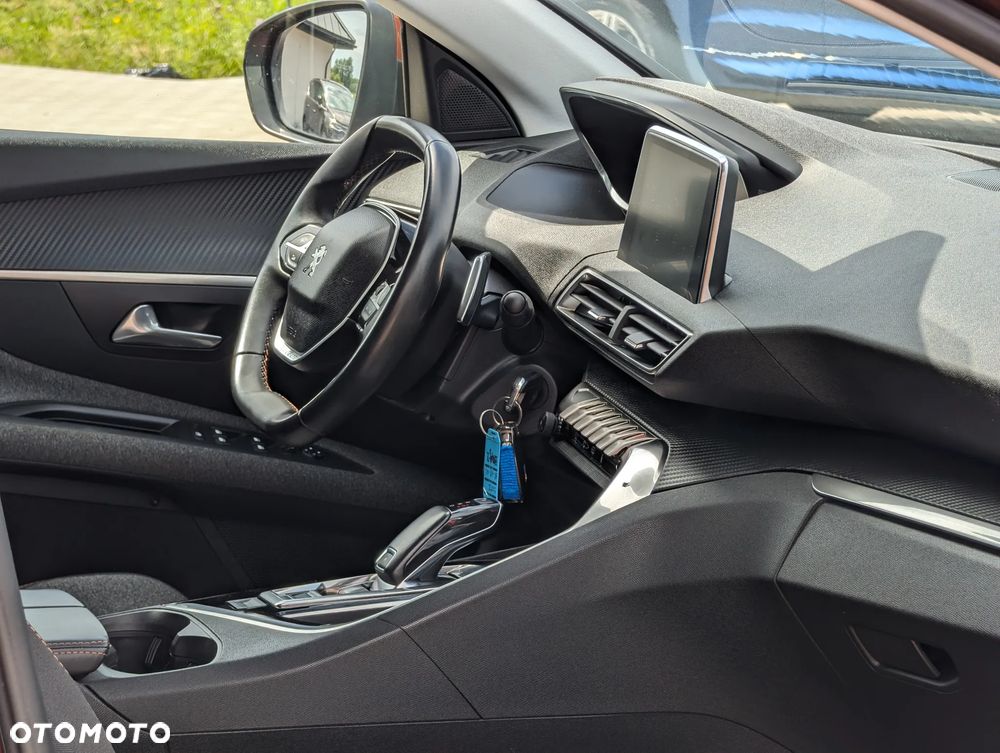 Peugeot 3008 BlueHDi 120 Stop & Start EAT6 Allure - 32