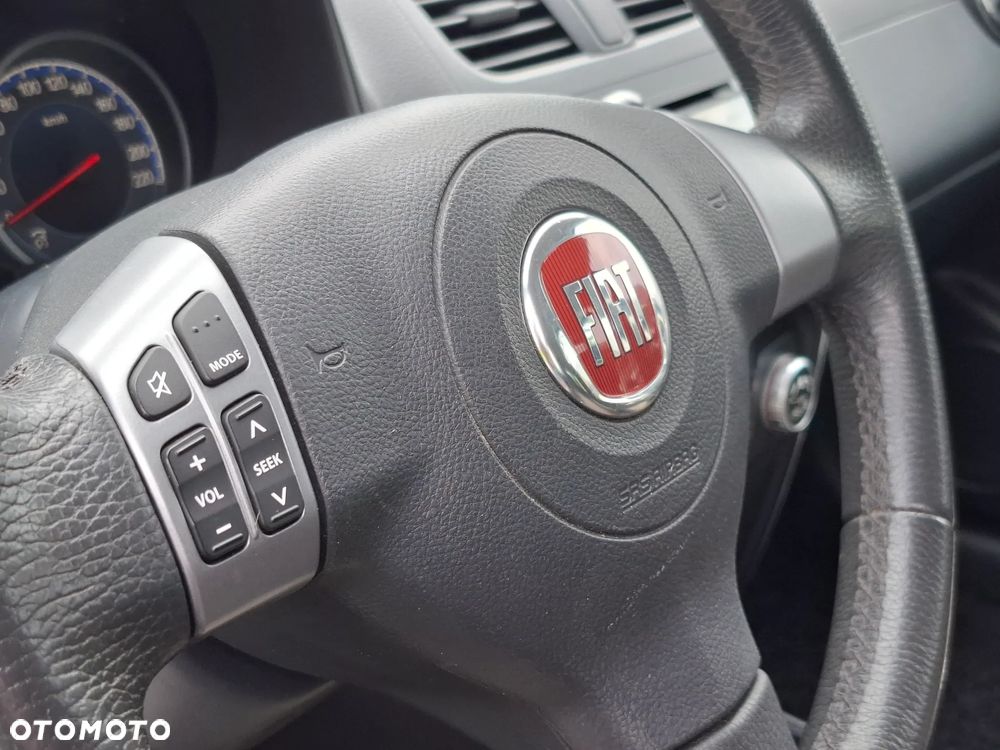 Fiat Sedici 1.6 16V 4x2 Emotion - 16