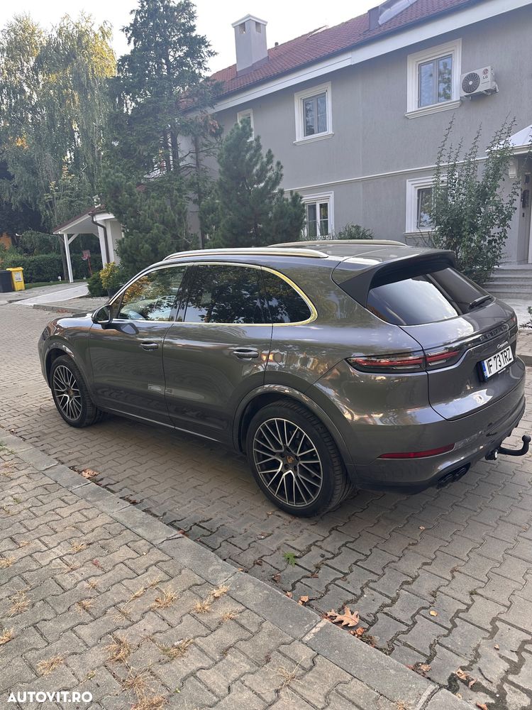 Porsche Cayenne Standard - 6