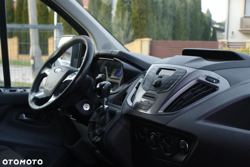 Ford Transit Custom - 11
