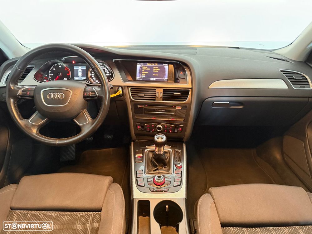 Audi A4 Avant 2.0 TDI Advance - 17