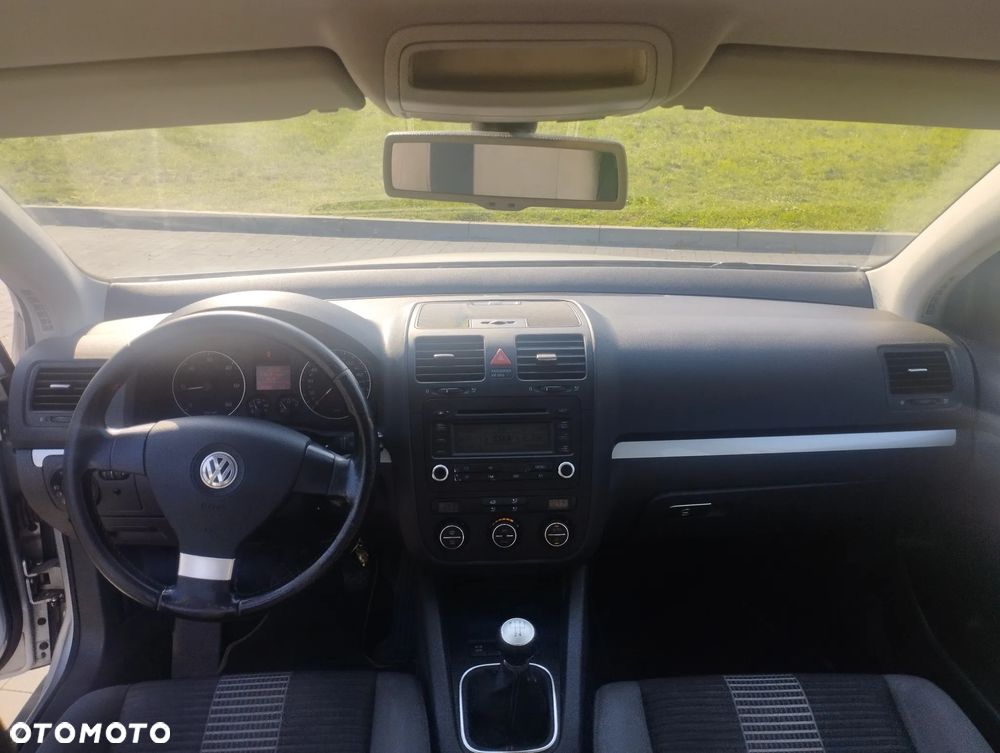 Volkswagen Golf - 13