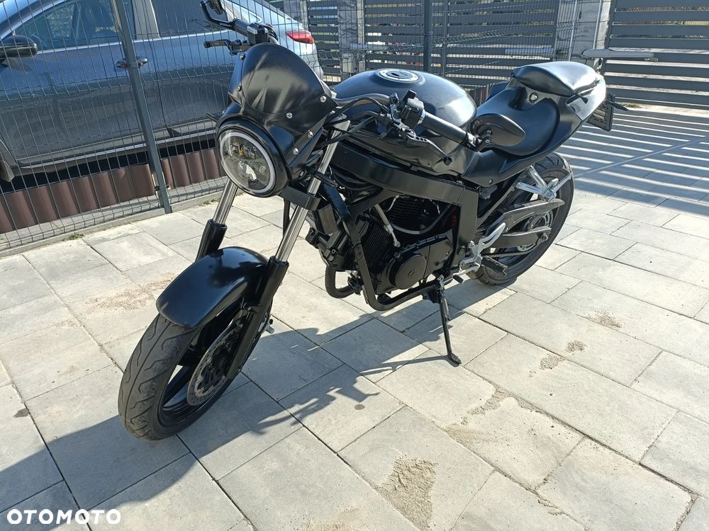 Hyosung GT Comet - 2