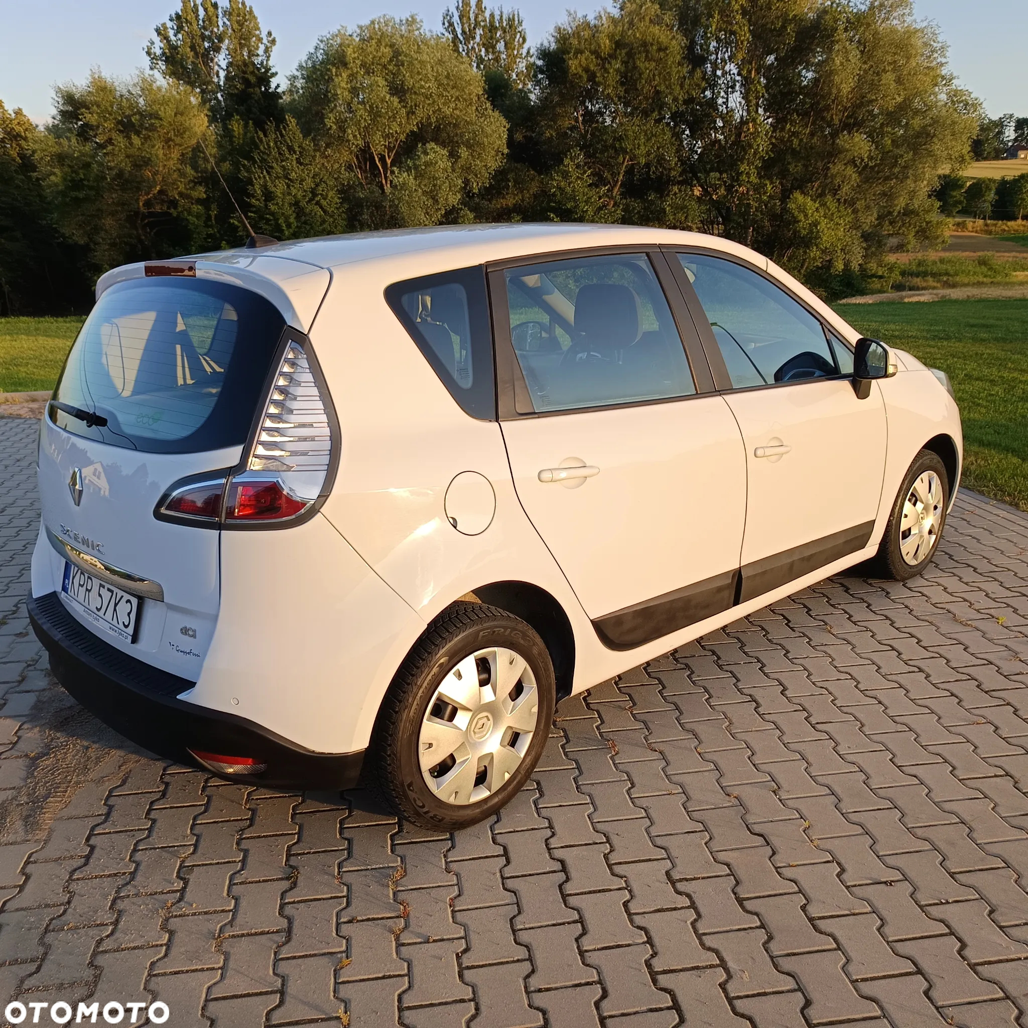 Renault Scenic 1.5dCi TomTom Edition - 4