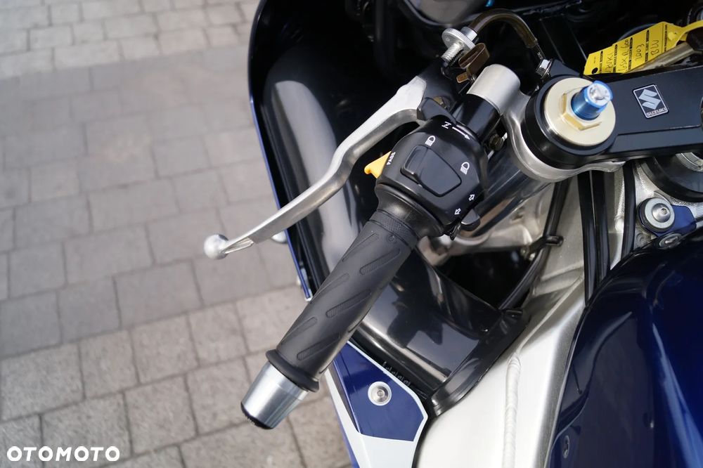 Suzuki GSX-R - 12
