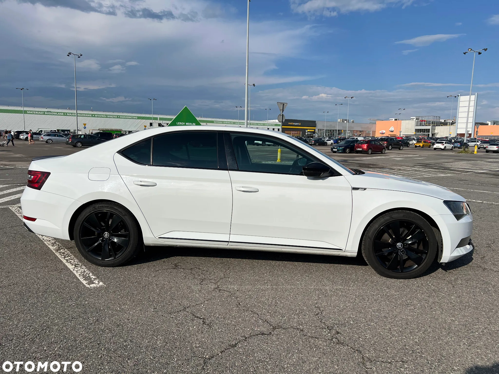 Skoda Superb 2.0 TDI Sportline DSG - 2