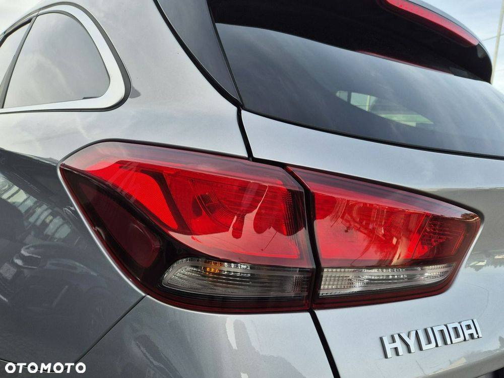 Hyundai i30 1.0 T-GDI Smart - 10