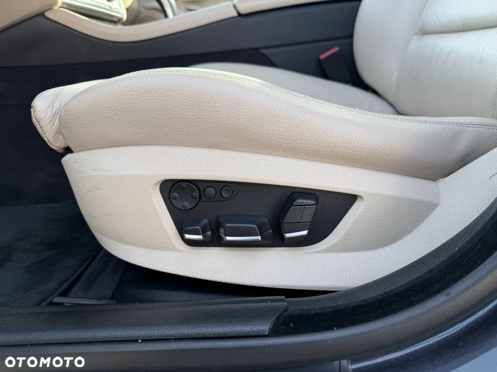 BMW Seria 5 525d - 9