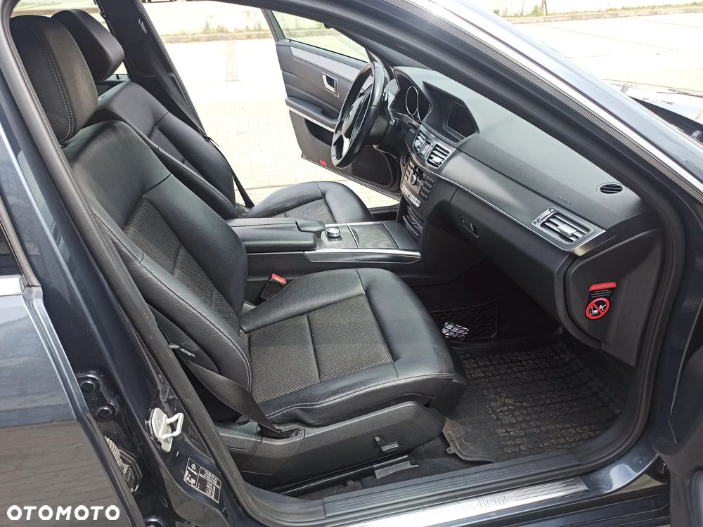 Mercedes-Benz Klasa E 250 CDI 7G-TRONIC Elegance - 21