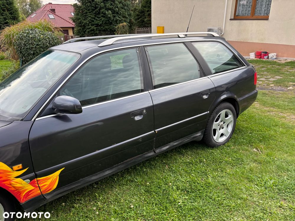 Audi A6 Avant - 4