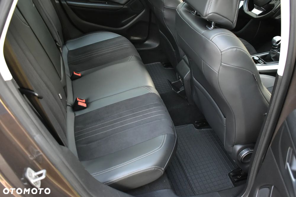 Peugeot 308 2.0 HDi Allure - 14
