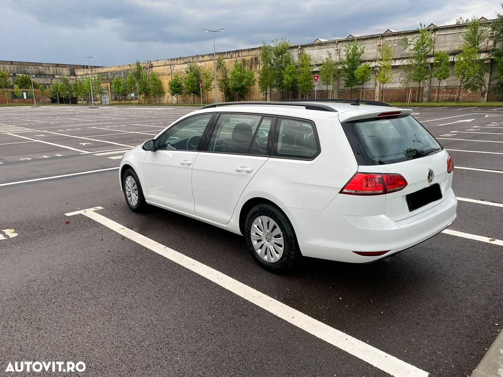 Volkswagen Golf 1.6 TDI DPF Comfortline - 2