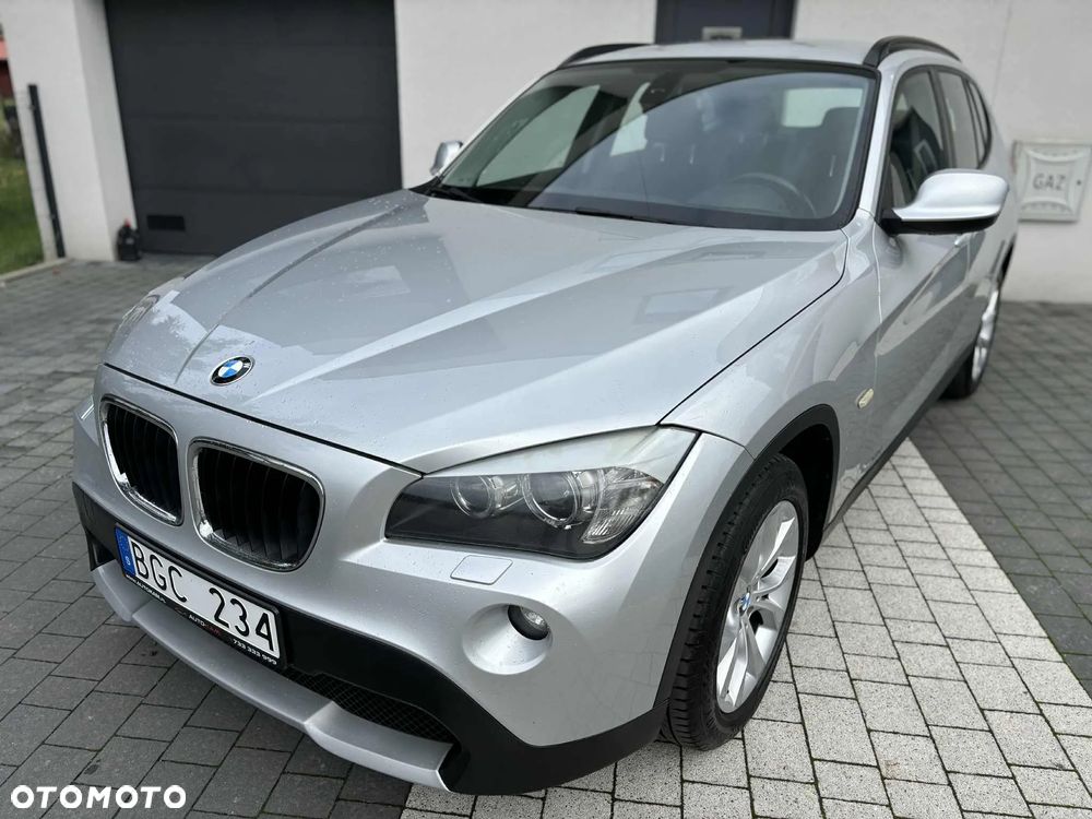 BMW X1 xDrive20d - 11
