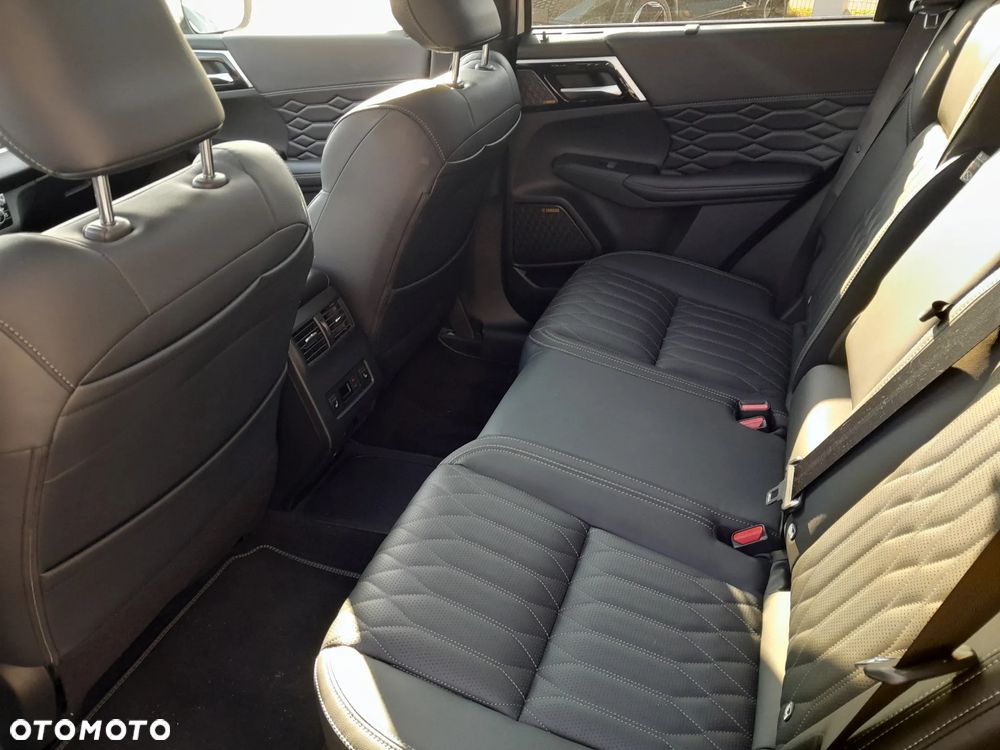 Mitsubishi Outlander Instyle - 6