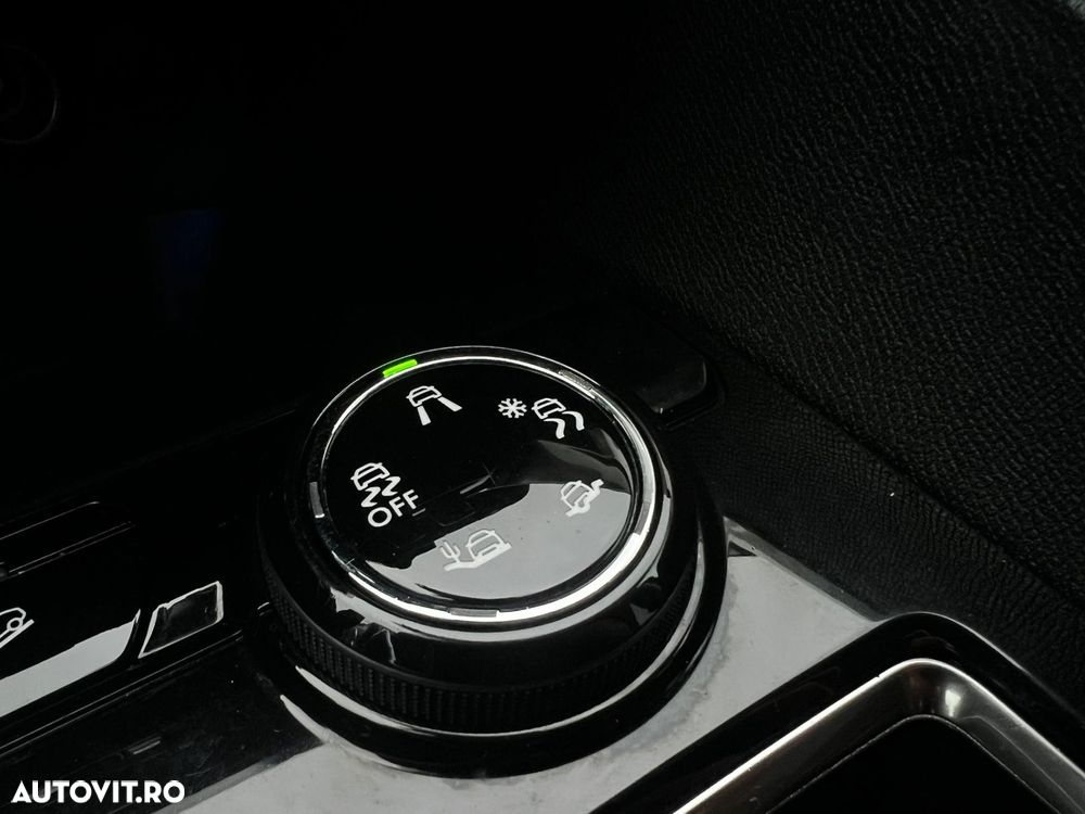 Peugeot 5008 - 19