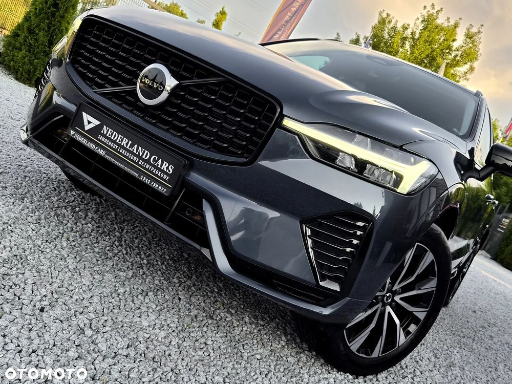 Volvo XC 60 B4 D Plus Dark - 39