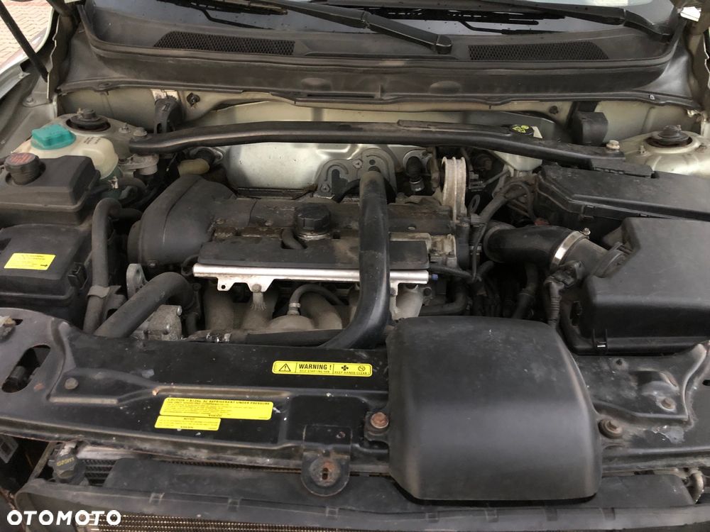 Volvo XC 90 2.5T AWD Momentum - 33