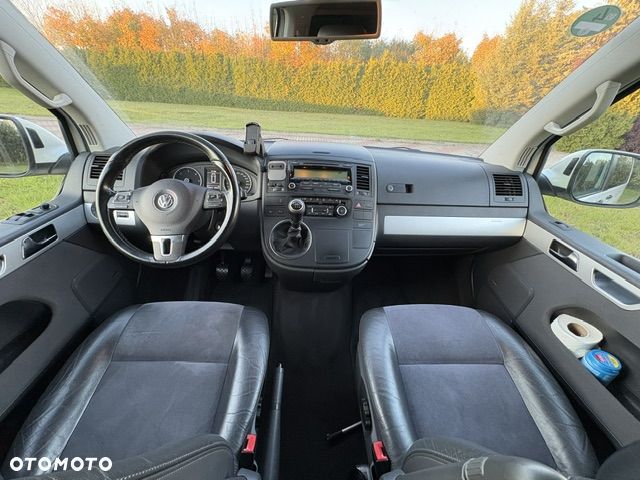 Volkswagen Multivan - 9