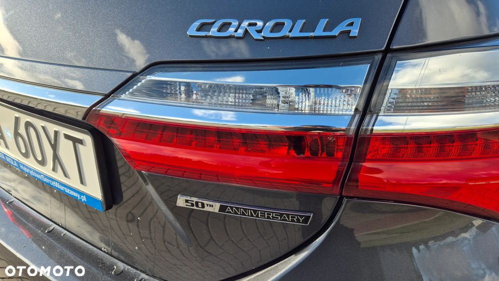 Toyota Corolla 1.6 50th Anniversary MS - 6