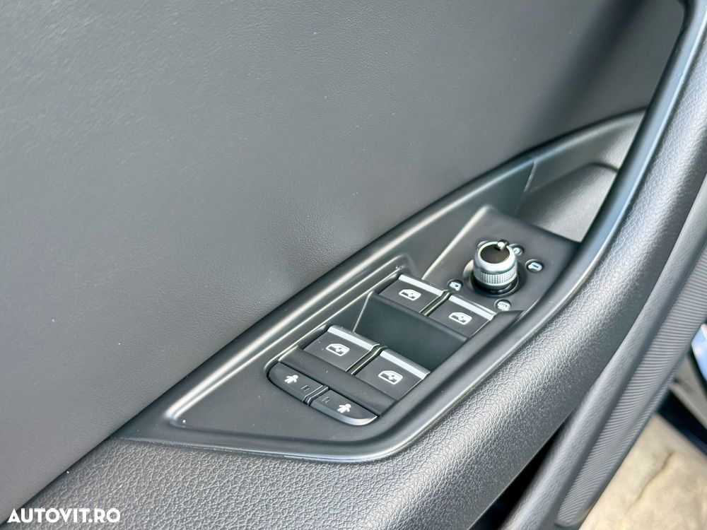 Audi A4 2.0 TDI DPF clean diesel multitronic S line Sportpaket - 9