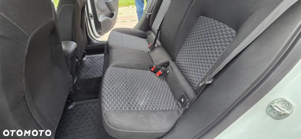 Opel Astra 1.2 Turbo Edition - 8