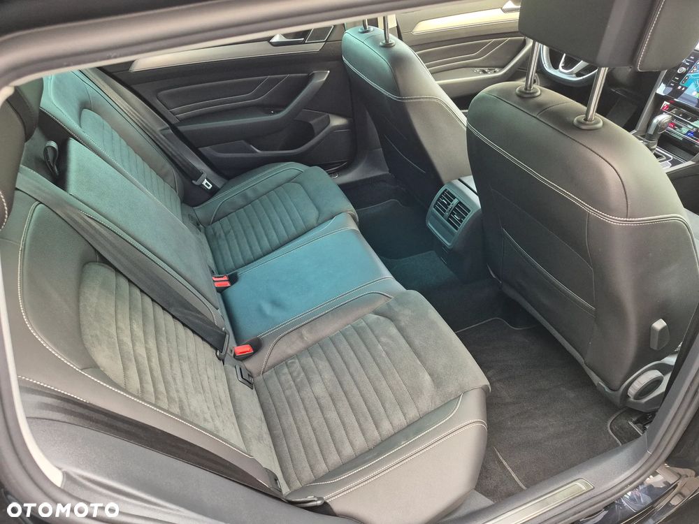 Volkswagen Passat 2.0 TDI EVO Elegance DSG - 10