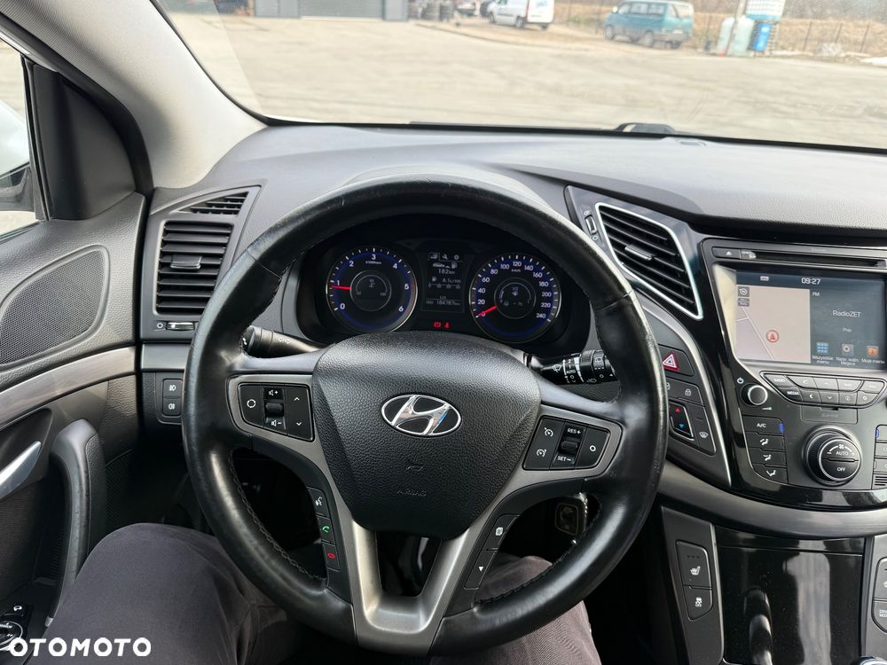 Hyundai i40 Kombi 1.7 CRDi Premium - 26
