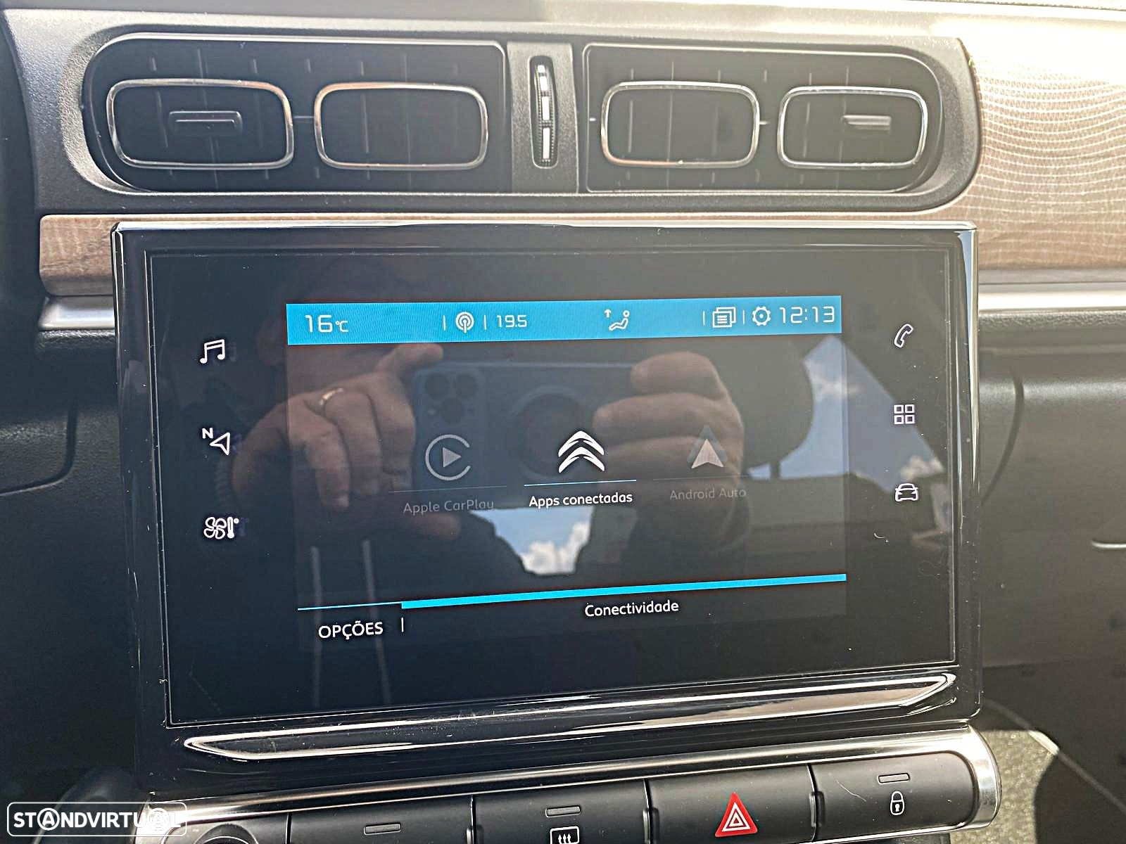 Citroën C3 1.2 PureTech Shine - 36